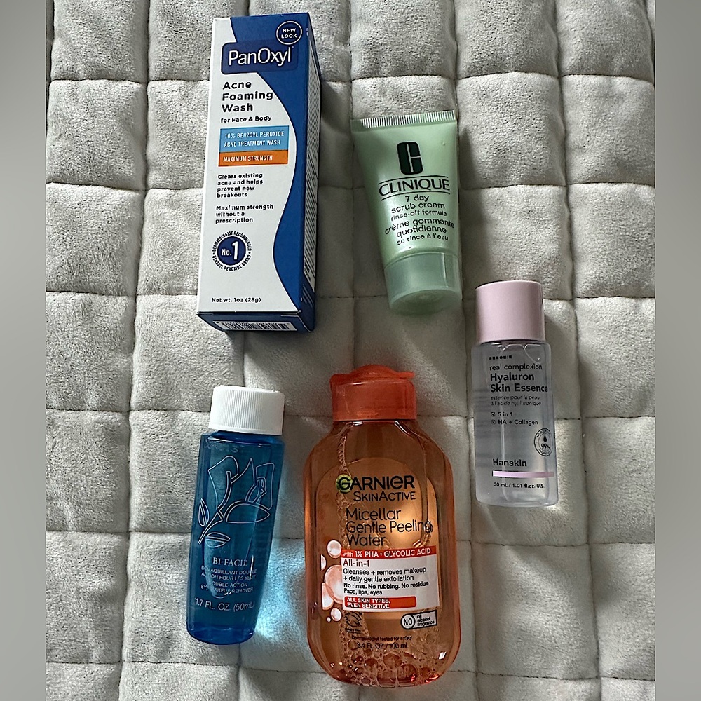 5 Travel size skincare products